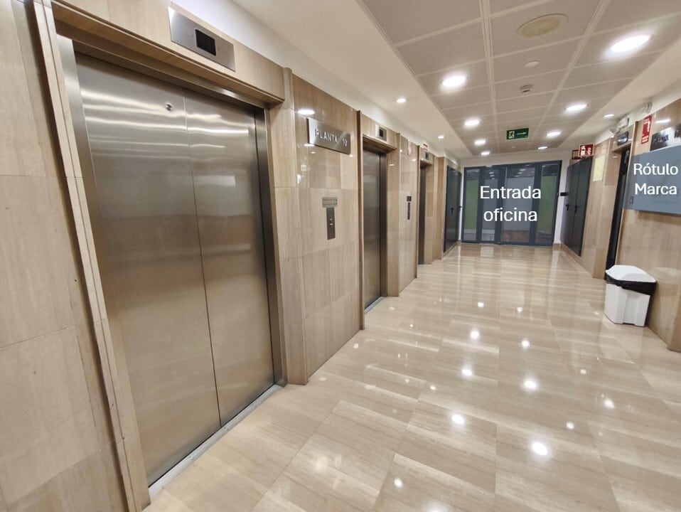 Avenida del General Perón, 38 B, Madrid, Madrid à louer Photo de l’immeuble– Image 1 sur 6