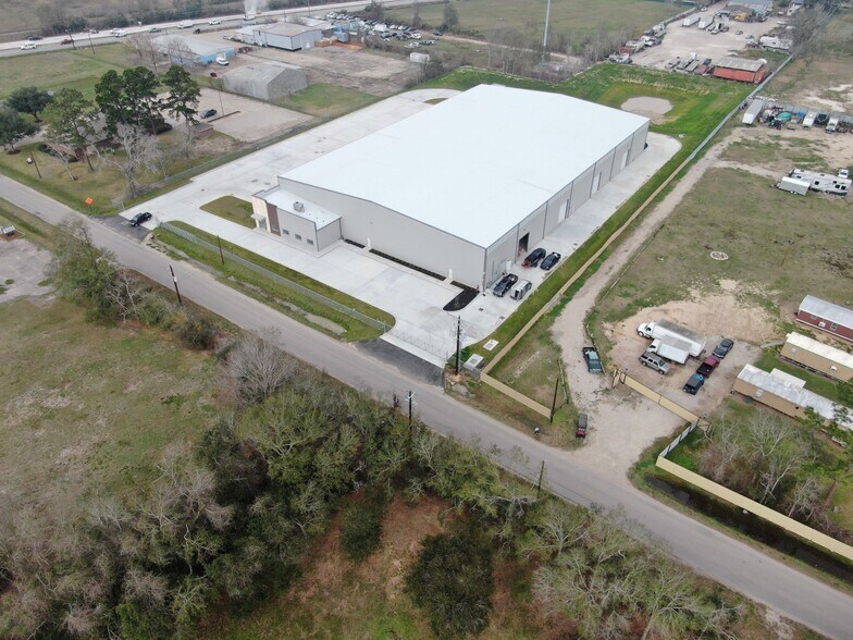 211 E Sycamore St, Fresno, TX à vendre - Photo de l’immeuble – Image 2 sur 8