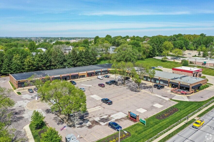 1800 NW 86th St, Clive, IA à louer - Photo de l’immeuble – Image 2 sur 5