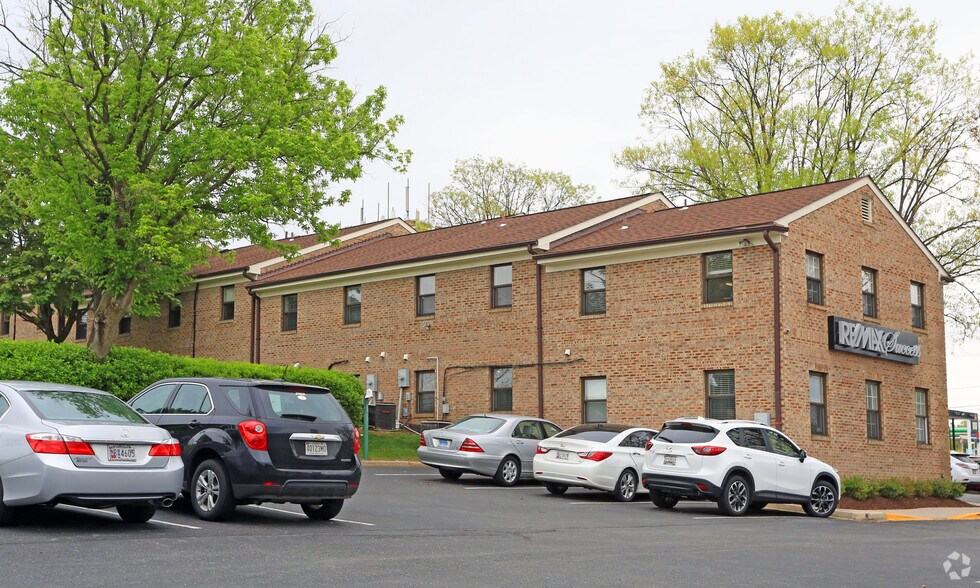 10230-10244 River Rd, Potomac, MD à louer - Photo de l’immeuble – Image 2 sur 3
