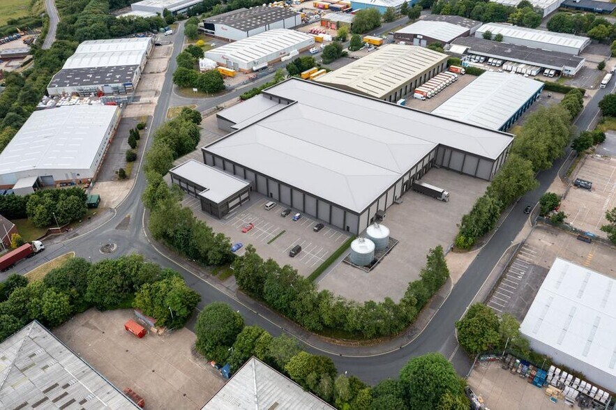 Oriana Way, Nursling à louer - Photo de l’immeuble – Image 1 sur 6
