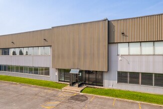 Plus de détails pour 2000 Rue Halpern, Montréal, QC - Industriel/Logistique à louer