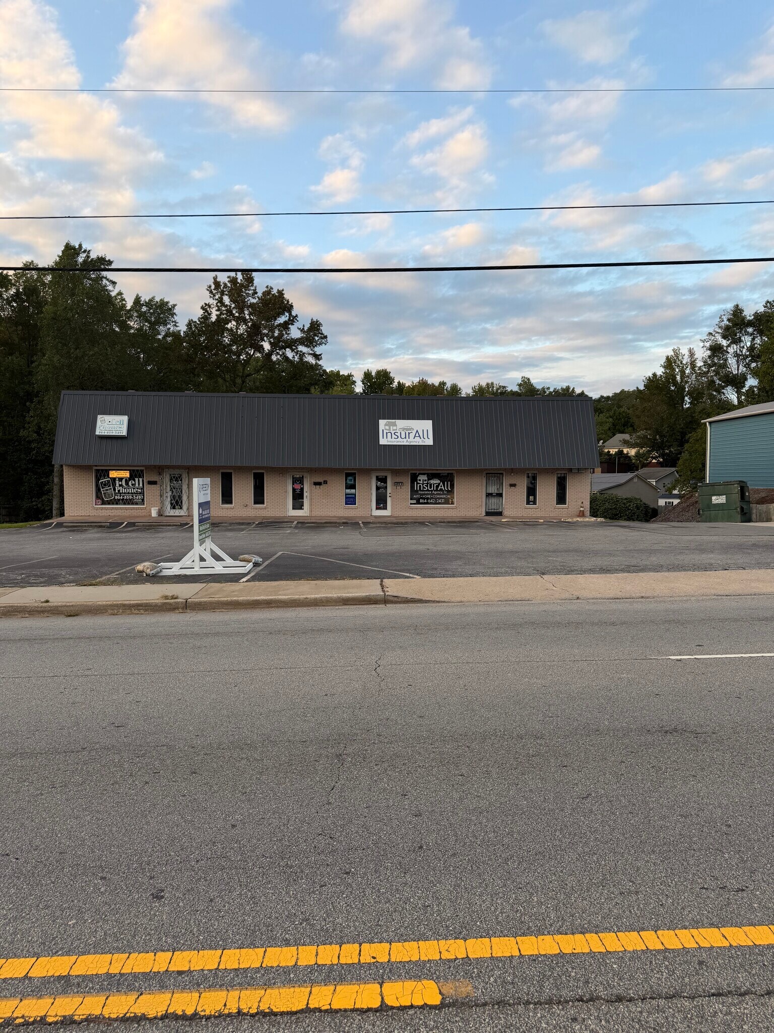 6818 Calhoun Memorial Hwy, Easley, SC à louer Photo principale– Image 1 sur 6