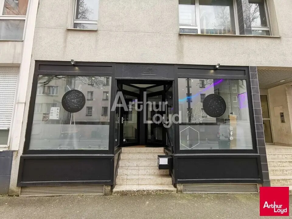 Local commercial dans Rennes à louer Photo de l’immeuble– Image 1 sur 6
