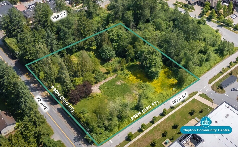 18742 72 Av, Surrey, BC à vendre - Aérien – Image 2 sur 3