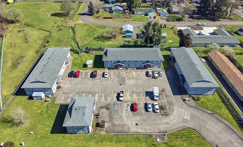 351 Main St, Jefferson, OR à vendre - Photo de l’immeuble – Image 2 sur 15