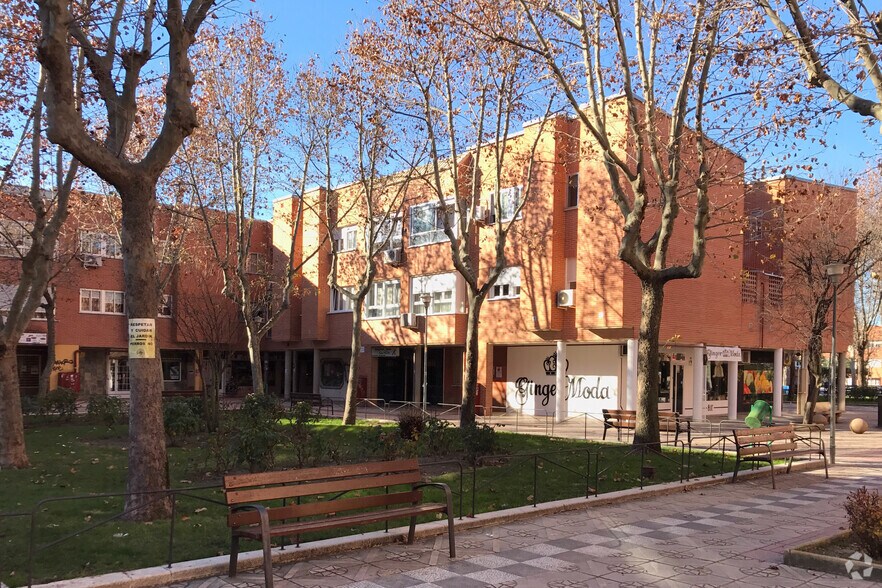 Plaza Blas de Otero, 6, Rivas-Vaciamadrid, Madrid à louer - Photo principale – Image 1 sur 2