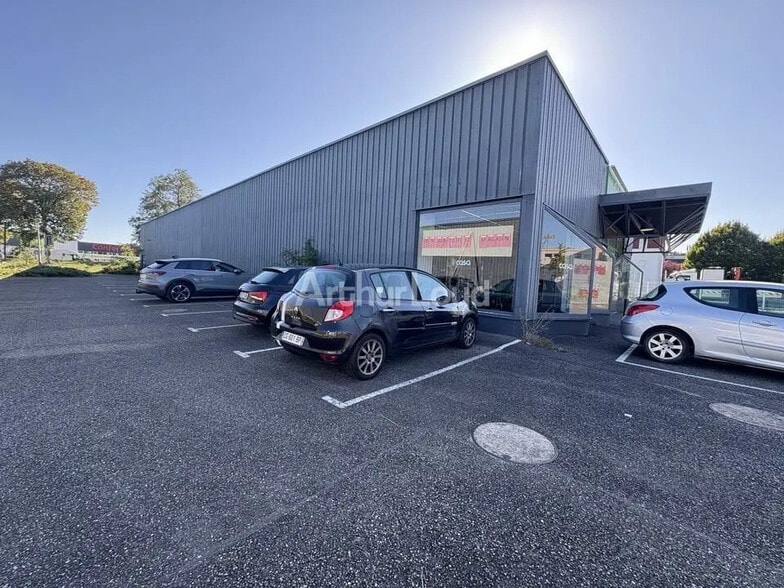 Local commercial dans Ostwald à louer - Photo de l’immeuble – Image 3 sur 12
