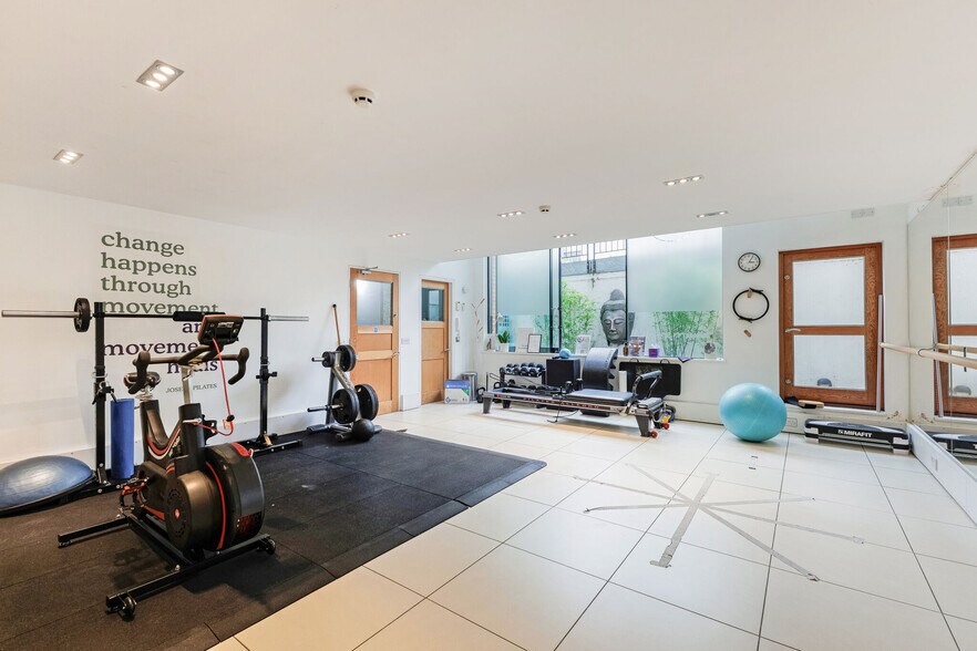 87 Ridgway, Londres à vendre - Photo de l’immeuble – Image 3 sur 4