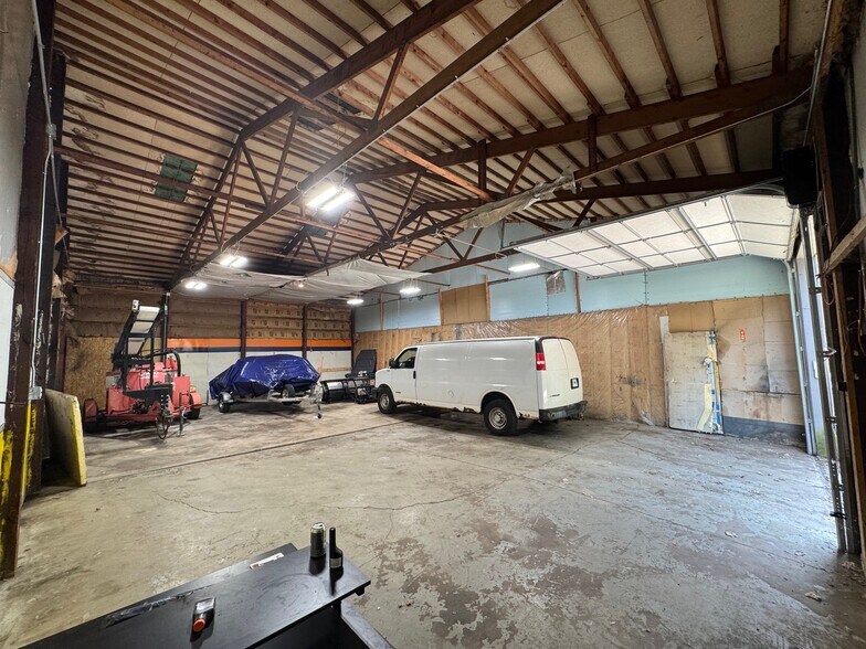 51024 Portage Rd, South Bend, IN à louer - Photo de l’immeuble – Image 3 sur 6