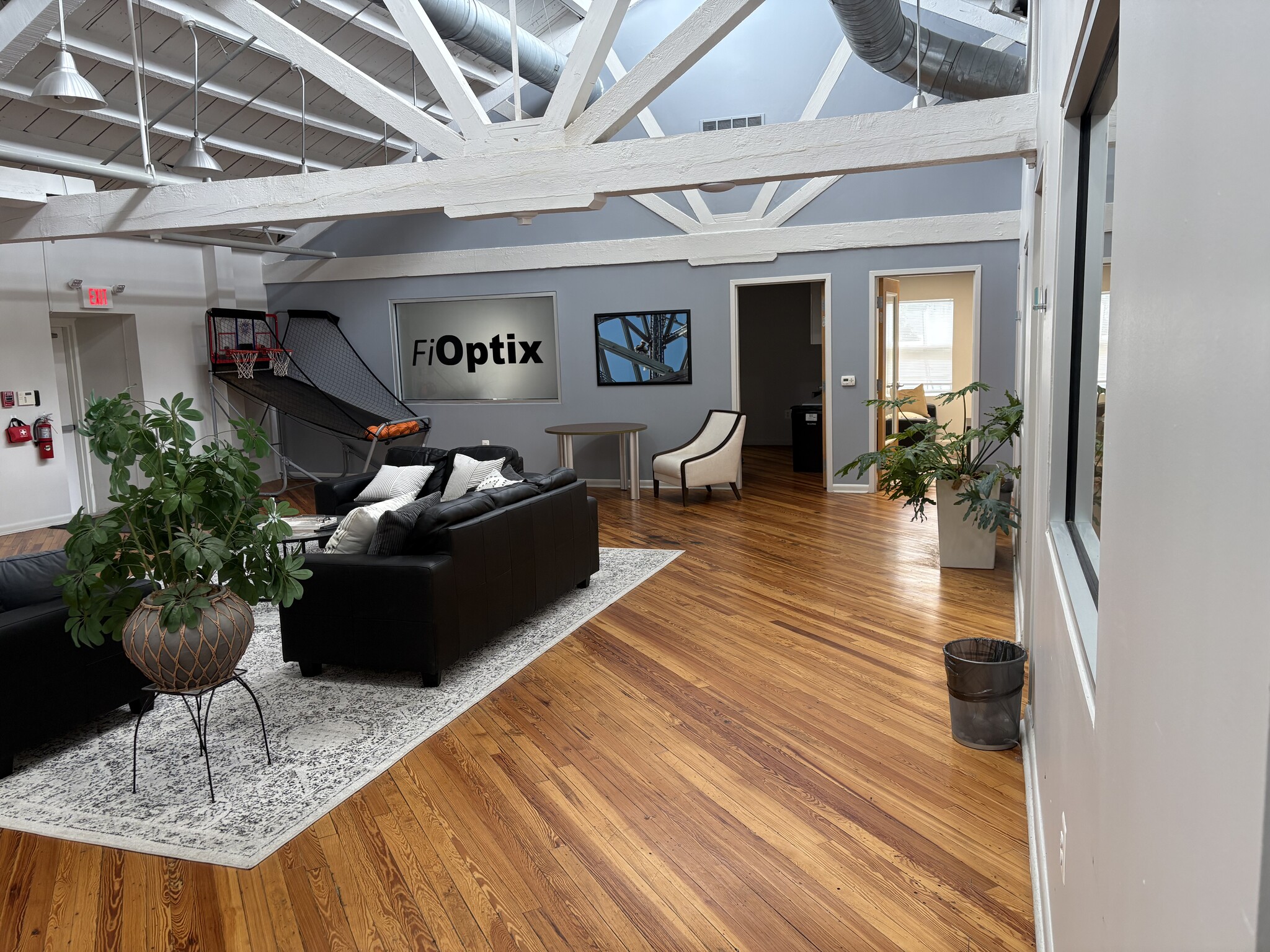 101 E 8th Ave, Conshohocken, PA à louer Photo intérieure– Image 1 sur 5
