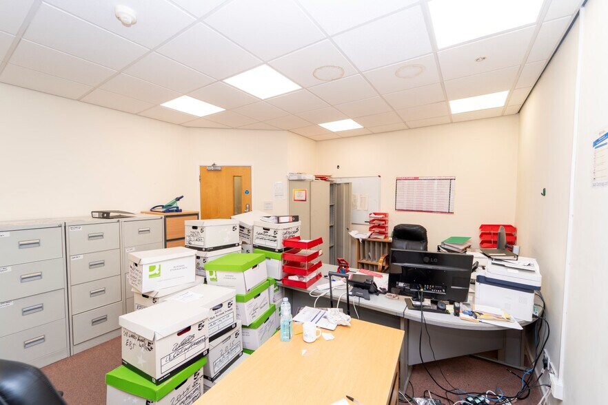 92-94 Gipsy Ln, Leicester à louer - Photo de l’immeuble – Image 3 sur 16