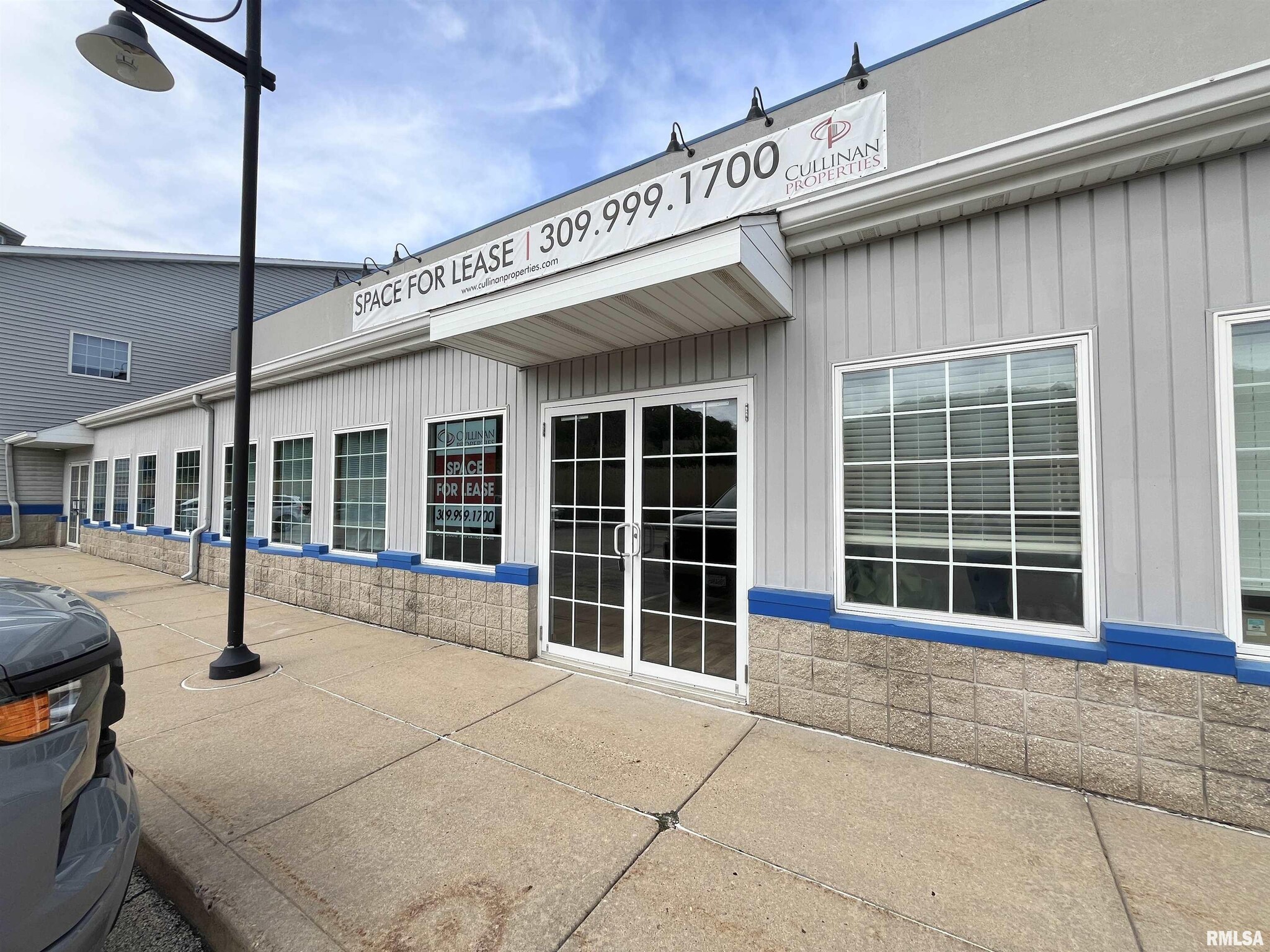 2401-2517 N Main St, East Peoria, IL à louer Photo de l’immeuble– Image 1 sur 5