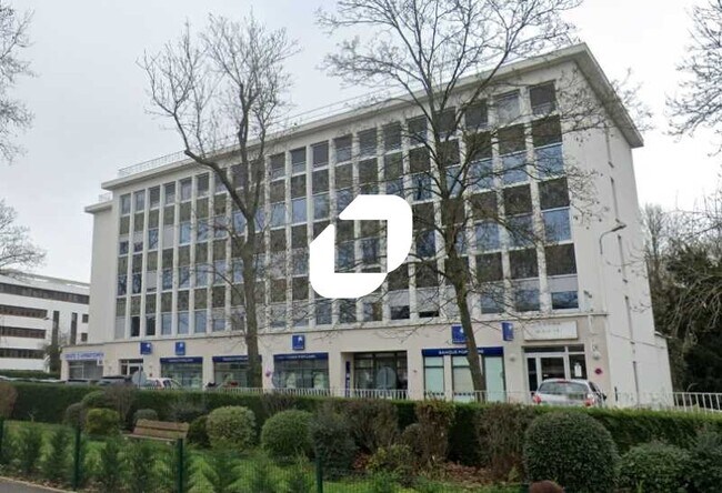 Plus de détails pour 6 Avenue Charles De Gaulle, Le Chesnay-Rocquencourt - Bureau, Local d'activités à louer