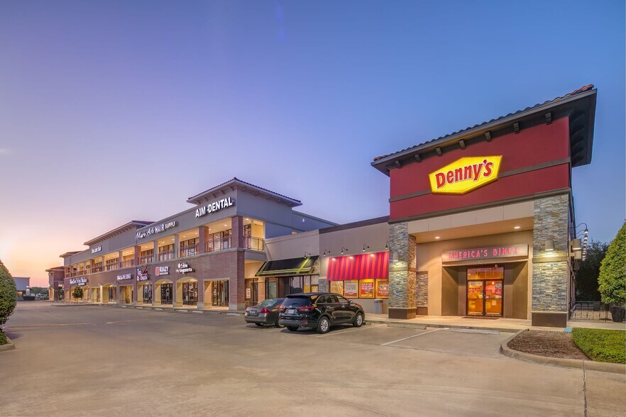 8401 Westheimer, Houston, TX à louer - Photo de l’immeuble – Image 3 sur 5