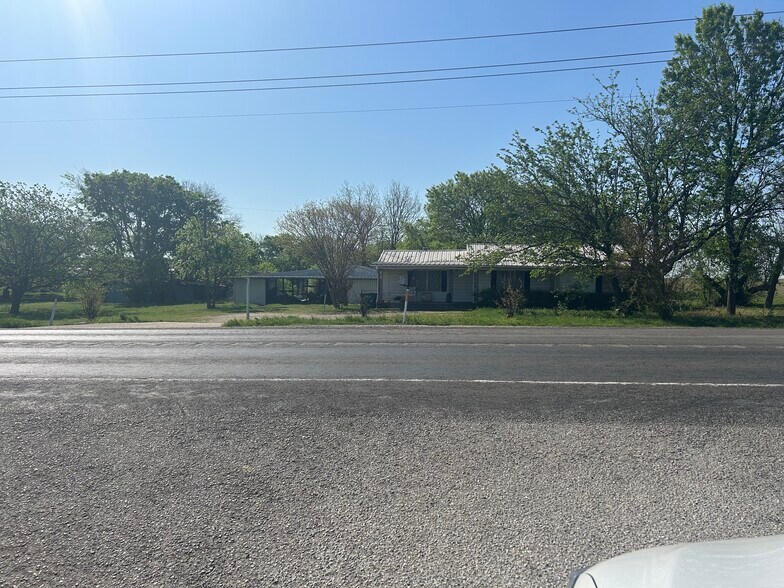 1651 FM 66, Waxahachie, TX à vendre - Photo de l’immeuble – Image 3 sur 4