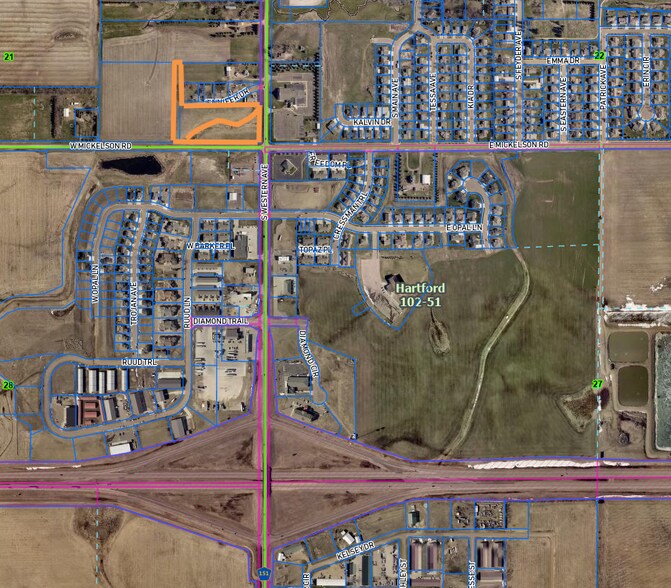 Western Ave, Hartford, SD à vendre - Photo de l’immeuble – Image 2 sur 3