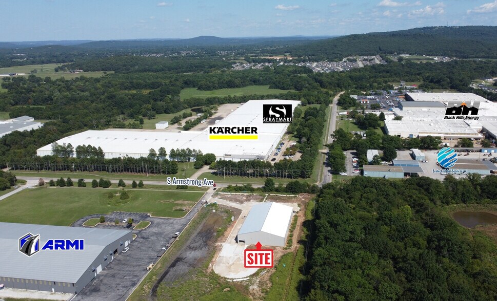 2759 S Armstrong Ave, Fayetteville, AR à louer - Photo de l’immeuble – Image 3 sur 7