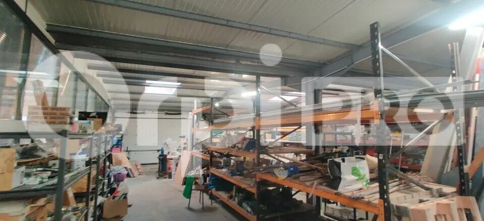 Local d'activités dans Savigny-sur-Orge à vendre Photo intérieure– Image 1 sur 7