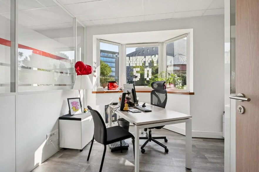 213 Rue De Gerland, Lyon à louer - Photo de l’immeuble – Image 2 sur 14