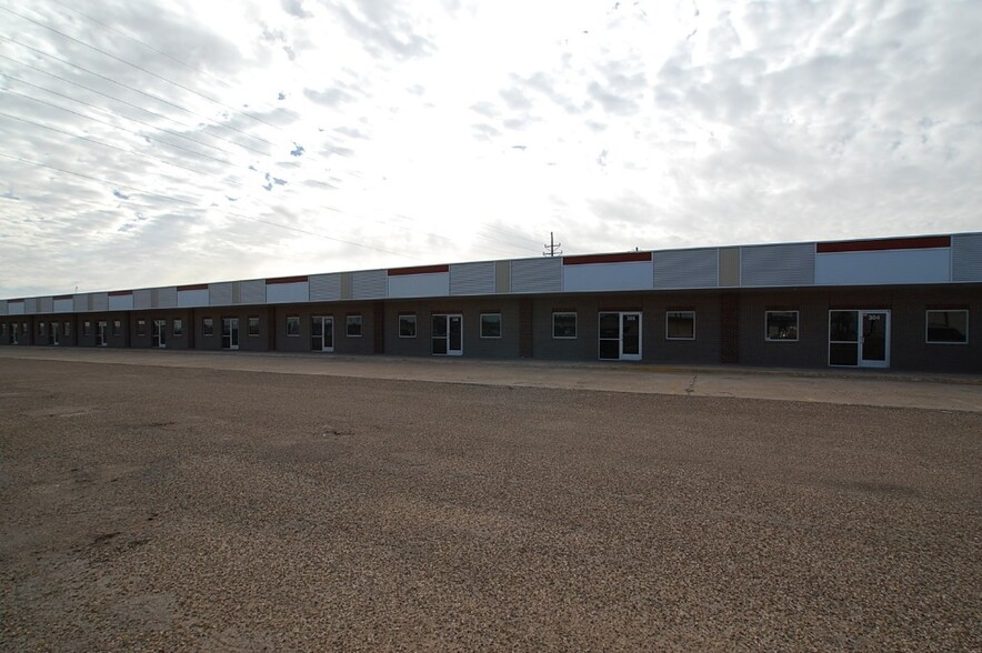 302-340 E 40th St, Lubbock, TX à louer - Photo de l’immeuble – Image 3 sur 6