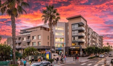 371 N Cleveland St, Oceanside, CA à louer Photo intérieure– Image 1 sur 8
