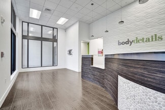 Plus de détails pour 301 Altara Ave, Coral Gables, FL - Logement à vendre