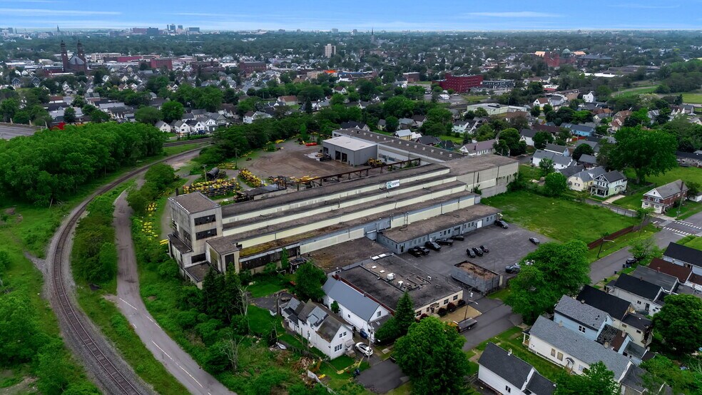 9 Grimes St, Buffalo, NY à vendre - Photo de l’immeuble – Image 3 sur 18