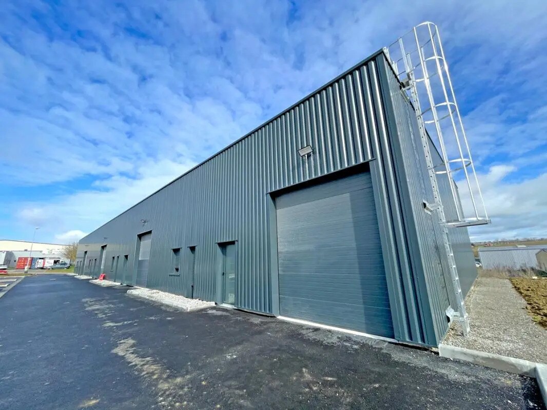 1 Avenue Roland Garros, Sainte-Foy-d'Aigrefeuille à louer Photo de l’immeuble– Image 1 sur 9