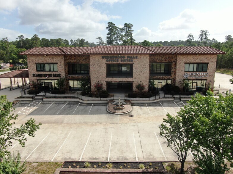 5452 Highway 105 W, Conroe, TX à vendre - Photo principale – Image 1 sur 23