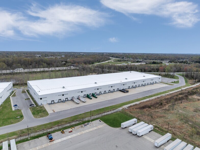 3195 South Park Rd, Louisville, KY à louer - Photo de l’immeuble – Image 3 sur 17