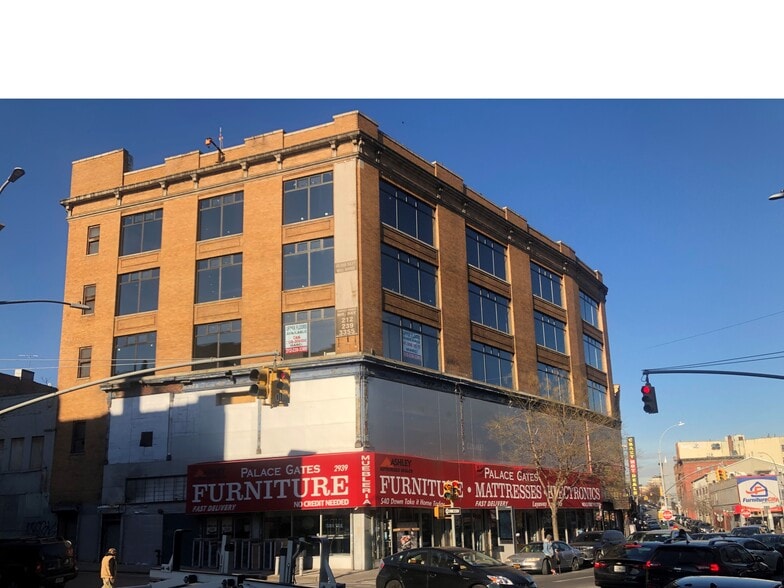2939 3rd Ave, Bronx, NY à louer - Photo de l’immeuble – Image 3 sur 3
