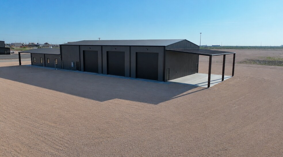 4020 County 48 Rd, Midland, TX à louer - Photo de l’immeuble – Image 3 sur 26
