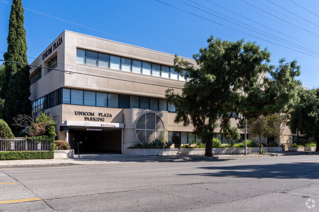 Plus de détails pour 15535 San Fernando Mission Blvd, San Fernando, CA - Différents types d’espaces à louer