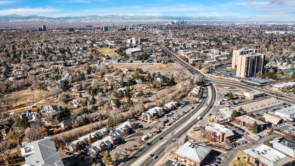 1181 S Parker Rd, Denver, CO à vendre - Photo de l’immeuble – Image 2 sur 21