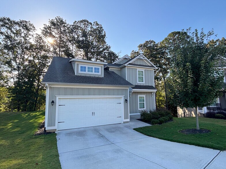 173 Russell Way, Athens, GA à vendre - Photo principale – Image 1 sur 1