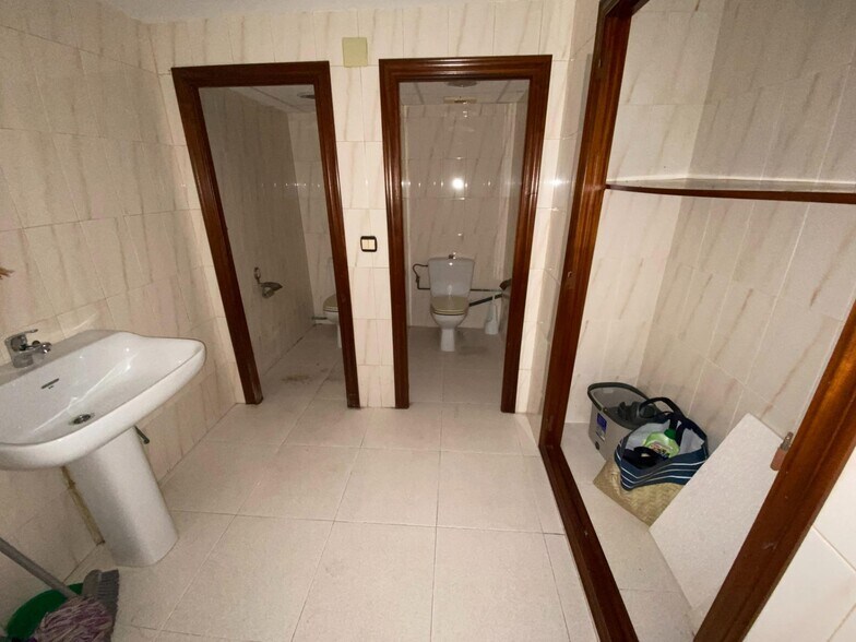 Bureau dans Alzira, Valencia à vendre - Photo de l’immeuble – Image 3 sur 25