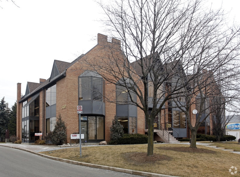 290 N Queen St, Toronto, ON à louer - Photo principale – Image 2 sur 8