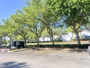 12801 Commerce Lakes Dr, Fort Myers, FL à louer Autre– Image 2 sur 5