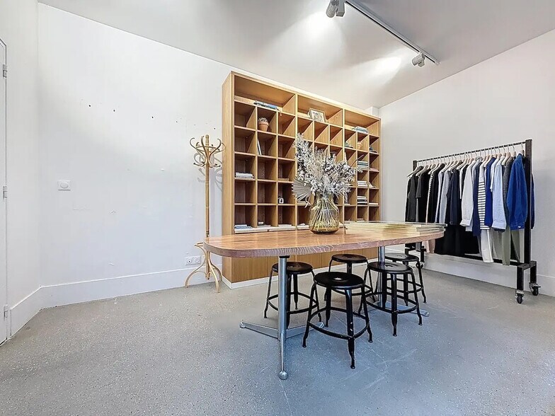 Bureau dans Paris à louer - Photo de l’immeuble – Image 2 sur 14