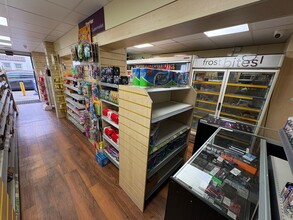 1 Eastfield Rd, Slough à louer Photo intérieure– Image 2 sur 14