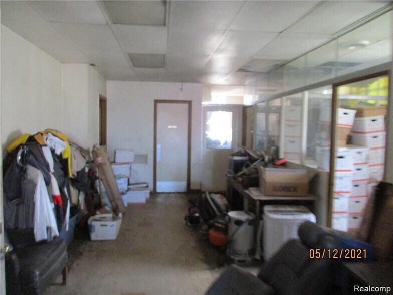 7170 E McNichols Rd, Detroit, MI à vendre - Photo intérieure – Image 2 sur 39