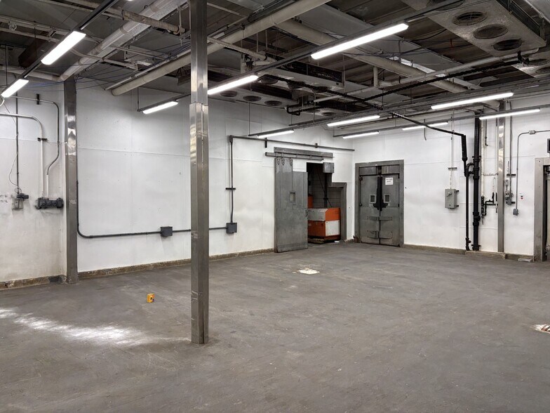 2150 W Carroll Ave, Chicago, IL à vendre - Photo de l’immeuble – Image 2 sur 8