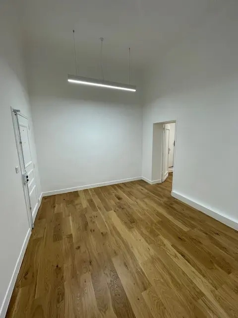 62 Rue François Ier, Paris à vendre Photo de l’immeuble– Image 1 sur 1