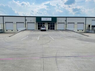 Plus de détails pour 1121 Sturgeon Ct, Arlington, TX - Industriel/Logistique à louer