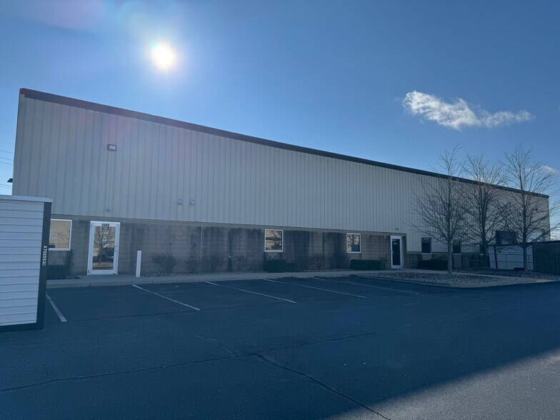 1400 Commerce Pky, Franklin, IN à vendre - Photo de l’immeuble – Image 2 sur 22