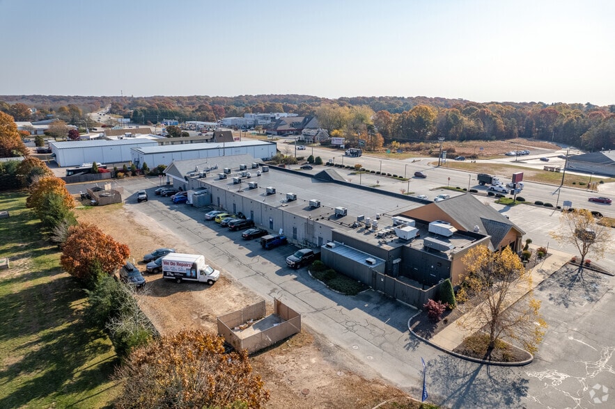 224 Post Rd, Westerly, RI à louer - Aérien – Image 3 sur 3