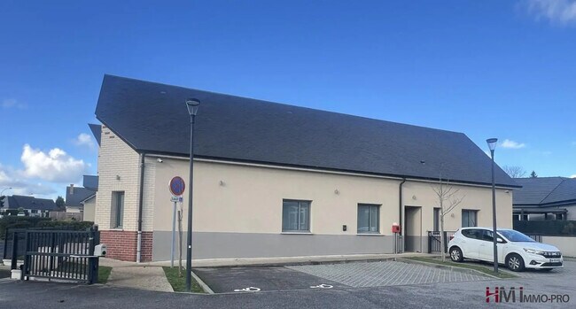 Plus de détails pour Local d’activités à vendre