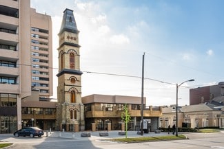 Plus de détails pour 379 Dundas St, London, ON - Bureau à vendre
