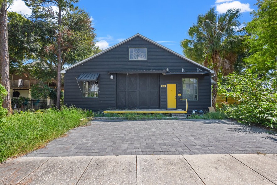 735 17th St N, Saint Petersburg, FL à louer - Photo de l’immeuble – Image 1 sur 19